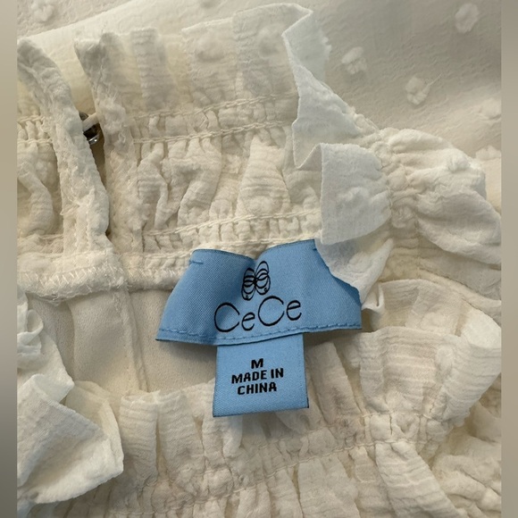 CeCe Clip Dot Ruffle Mock Neck Crepe Top in New Ivory Size M NWT - Picture 6 of 12